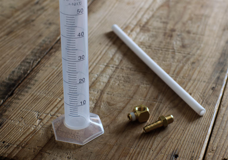 オイルセパレーターを作るパーツ