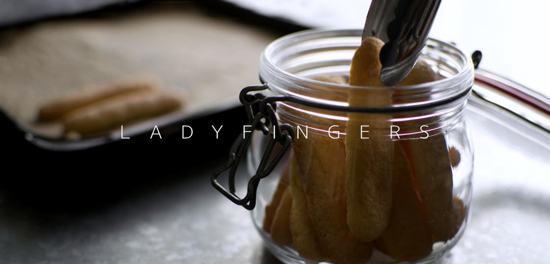 瓶の中に入っているサヴォイアルディ